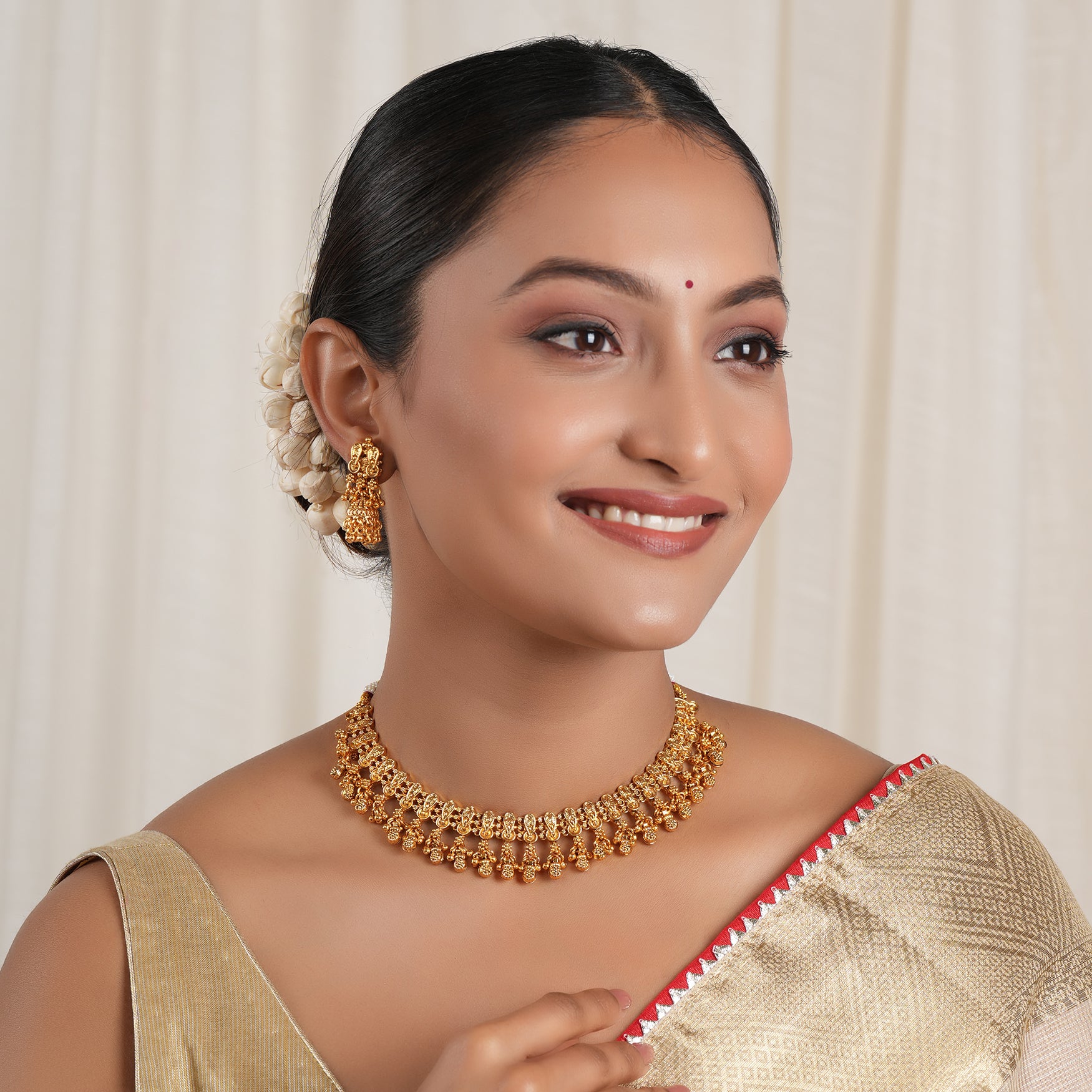 Plain high gold necklace set