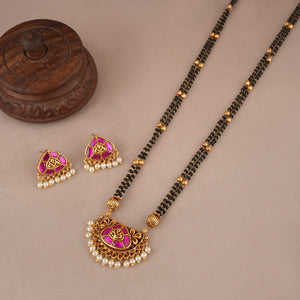 Elegant ruby antique gold mangalsutra set