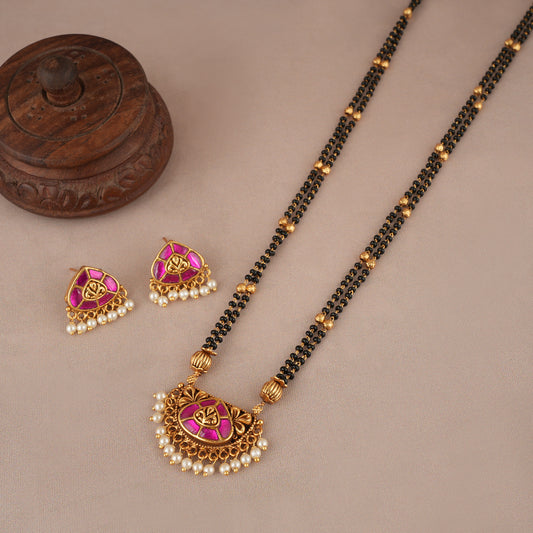 Elegant ruby antique gold mangalsutra set