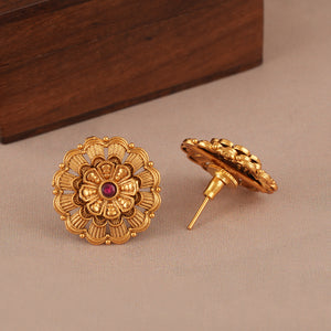 Beautiful floral big size gold pendant set