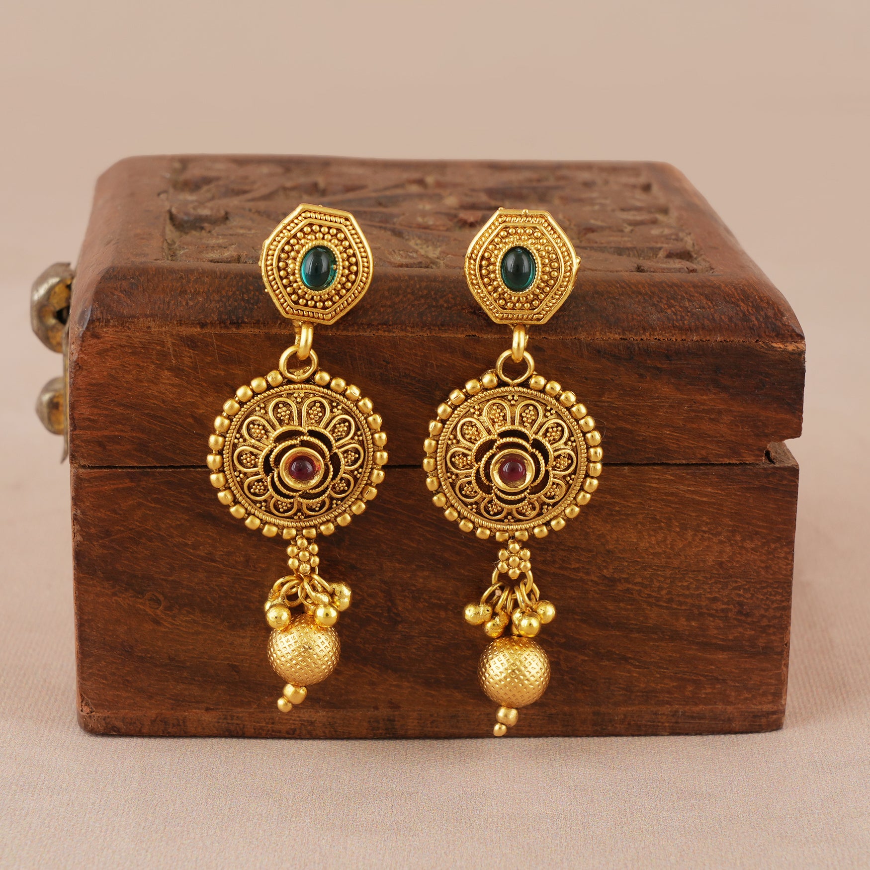 Long antique gold multicolor stone necklace set