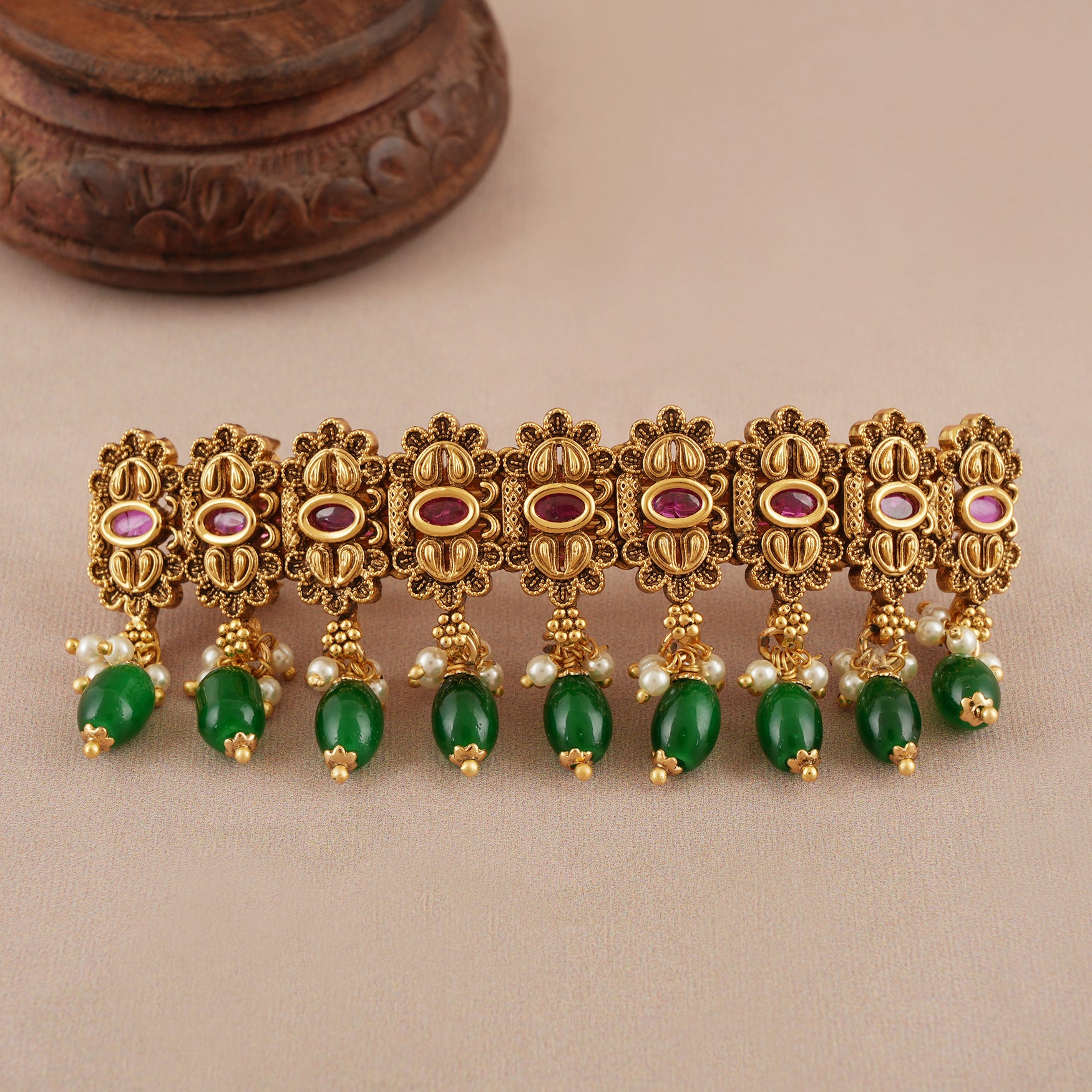 Stunning antique gold hair buckle
