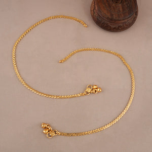 Beautiful sleek gold twisted  anklet