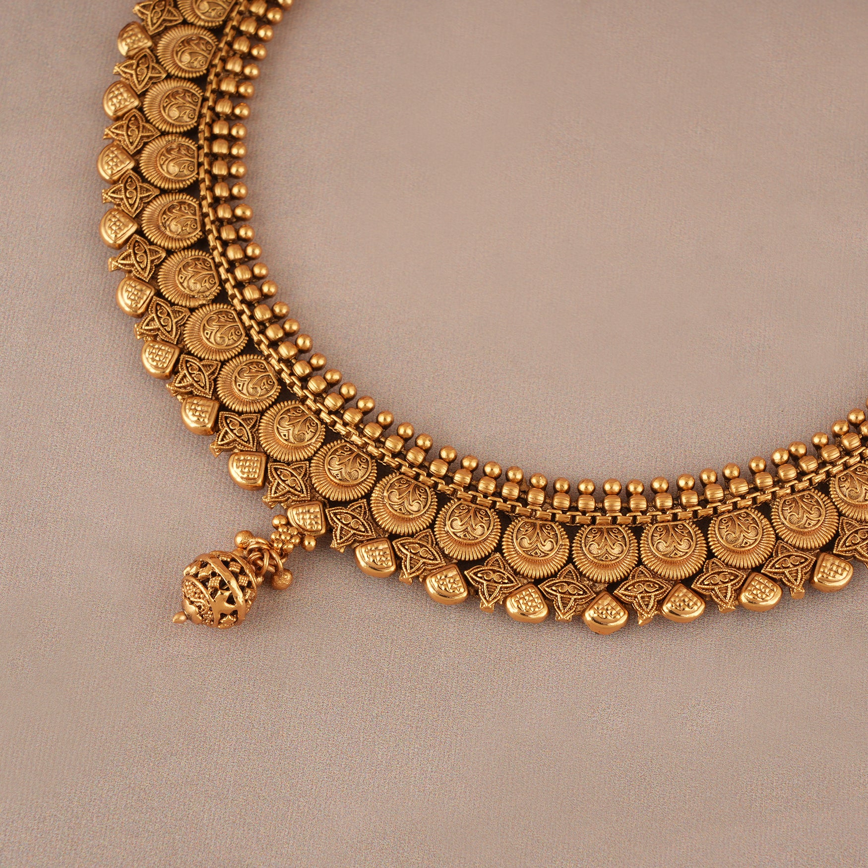 Beautiful gold necklace set