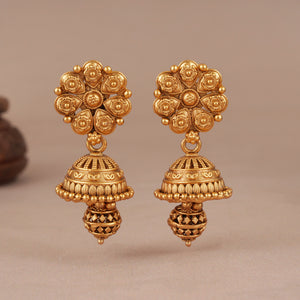 Beautiful gold necklace set