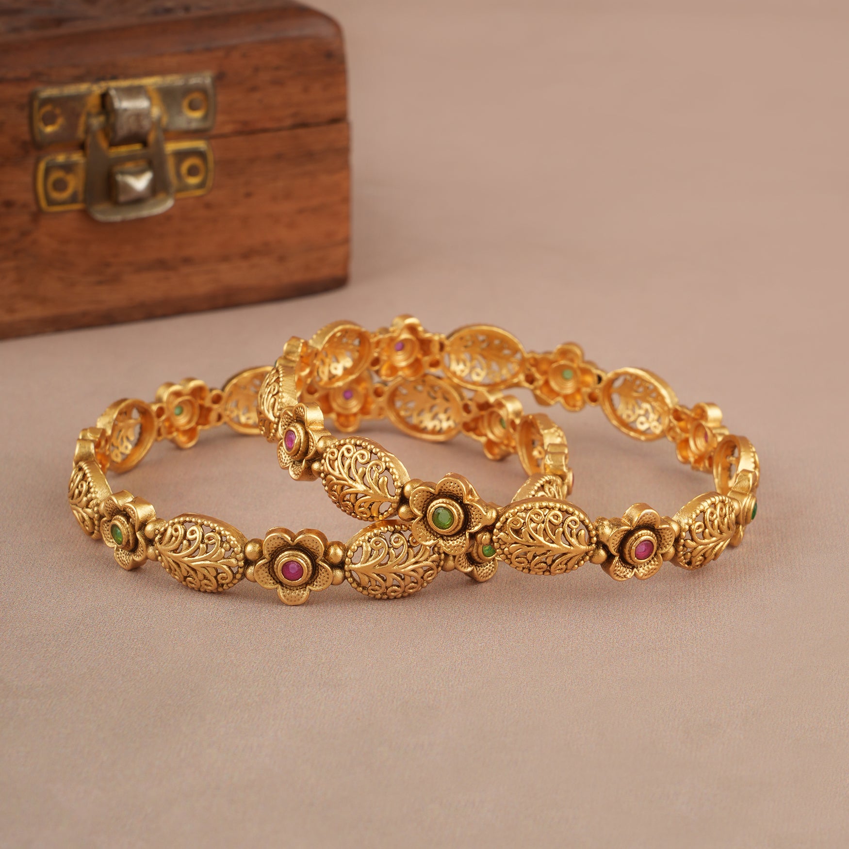 Multicolor stone gold bangle set