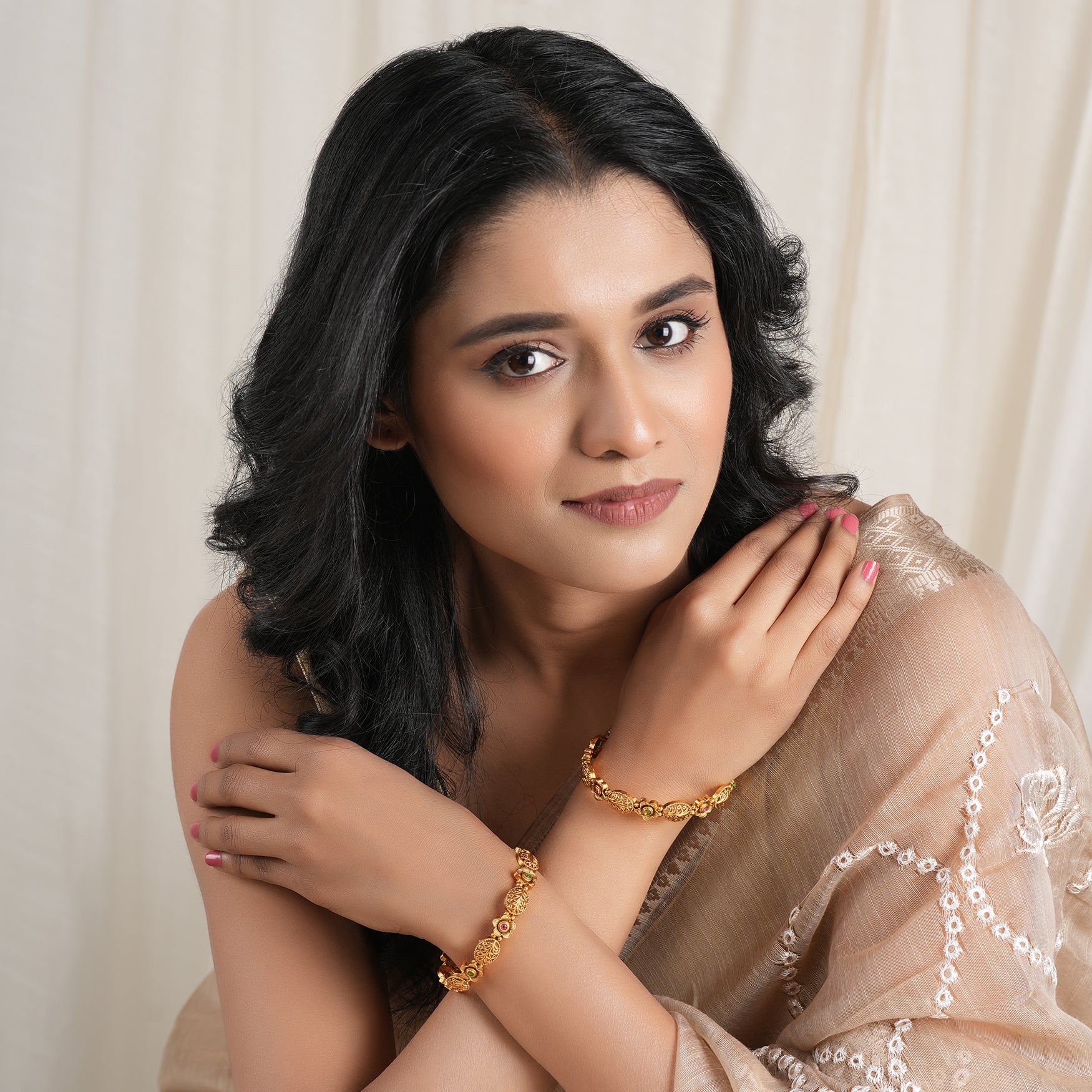 Multicolor stone gold bangle set