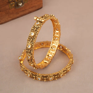 Kundan gold bangle set