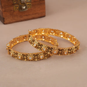 Kundan gold bangle set