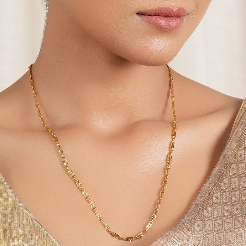 Beautiful sleek gold plated chain