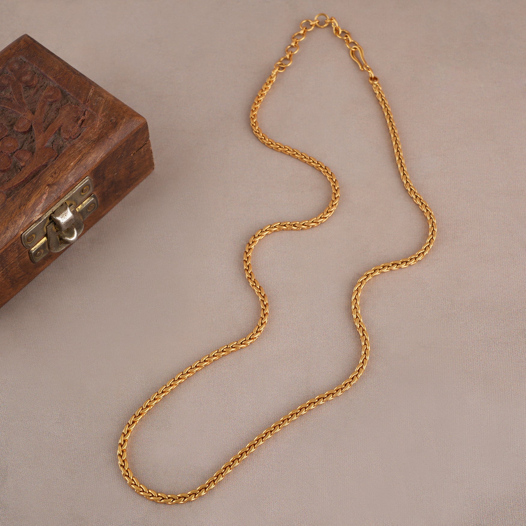 Gold plated chain for women