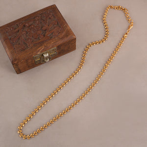 Sleek solid gold plated chain