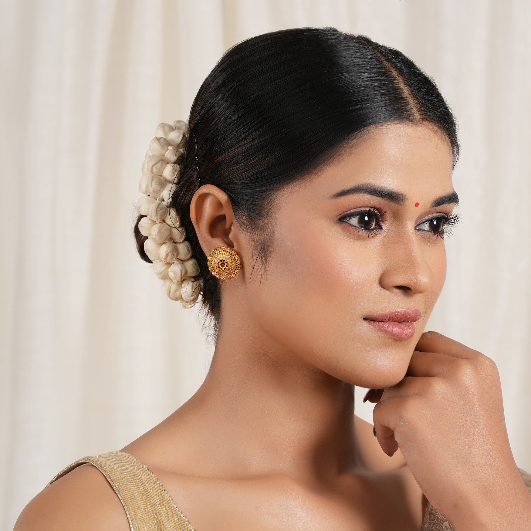 Stunning gold plated plain earring