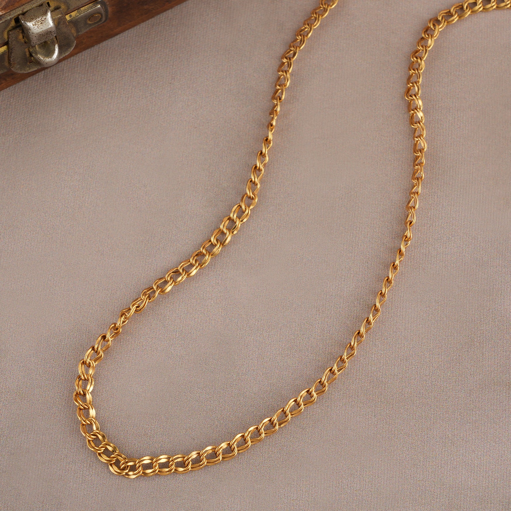 Beautiful Gold plated link chain