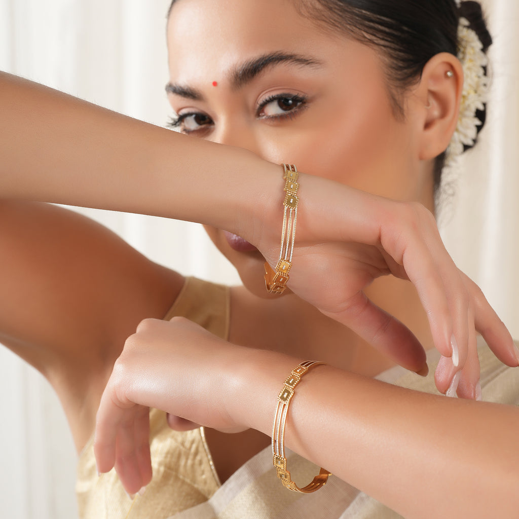 Stunning gold plated bangle set