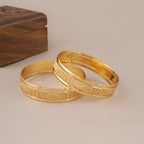 Broad gold plated pannel bangle set