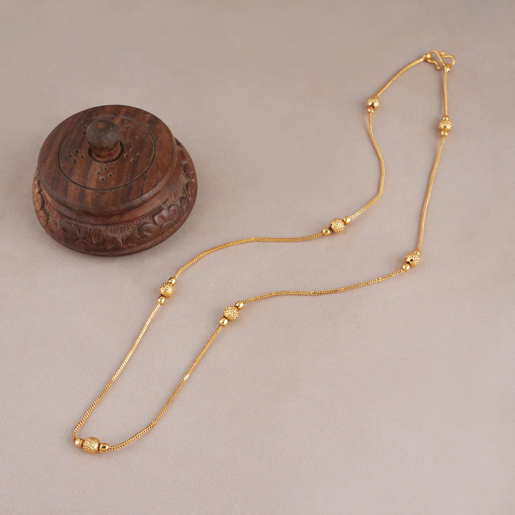 Elegant plain ball gold plated chain