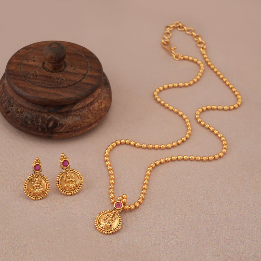 Cute maa lakshmi pendant set I Temple Jewellery