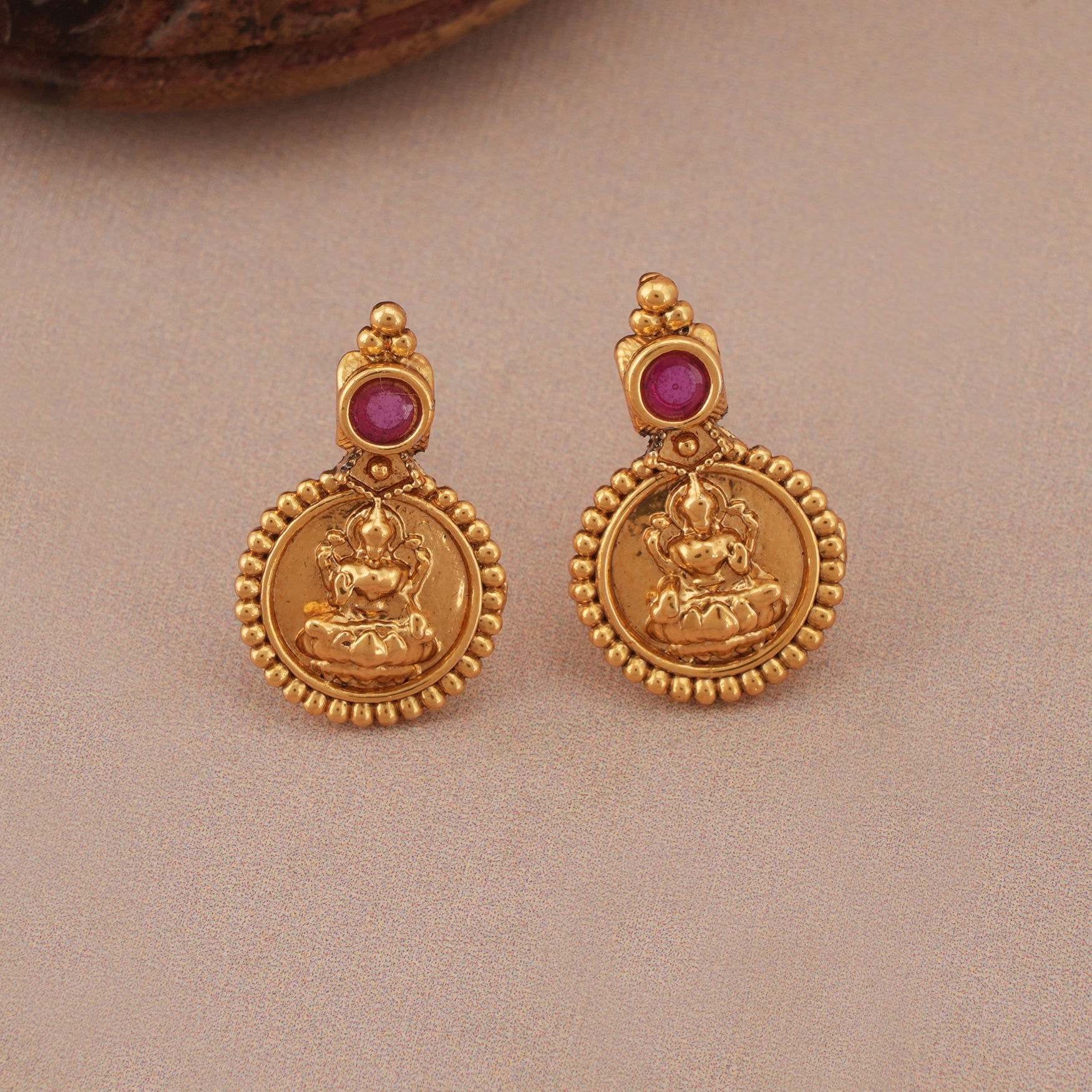 Cute maa lakshmi pendant set I Temple Jewellery