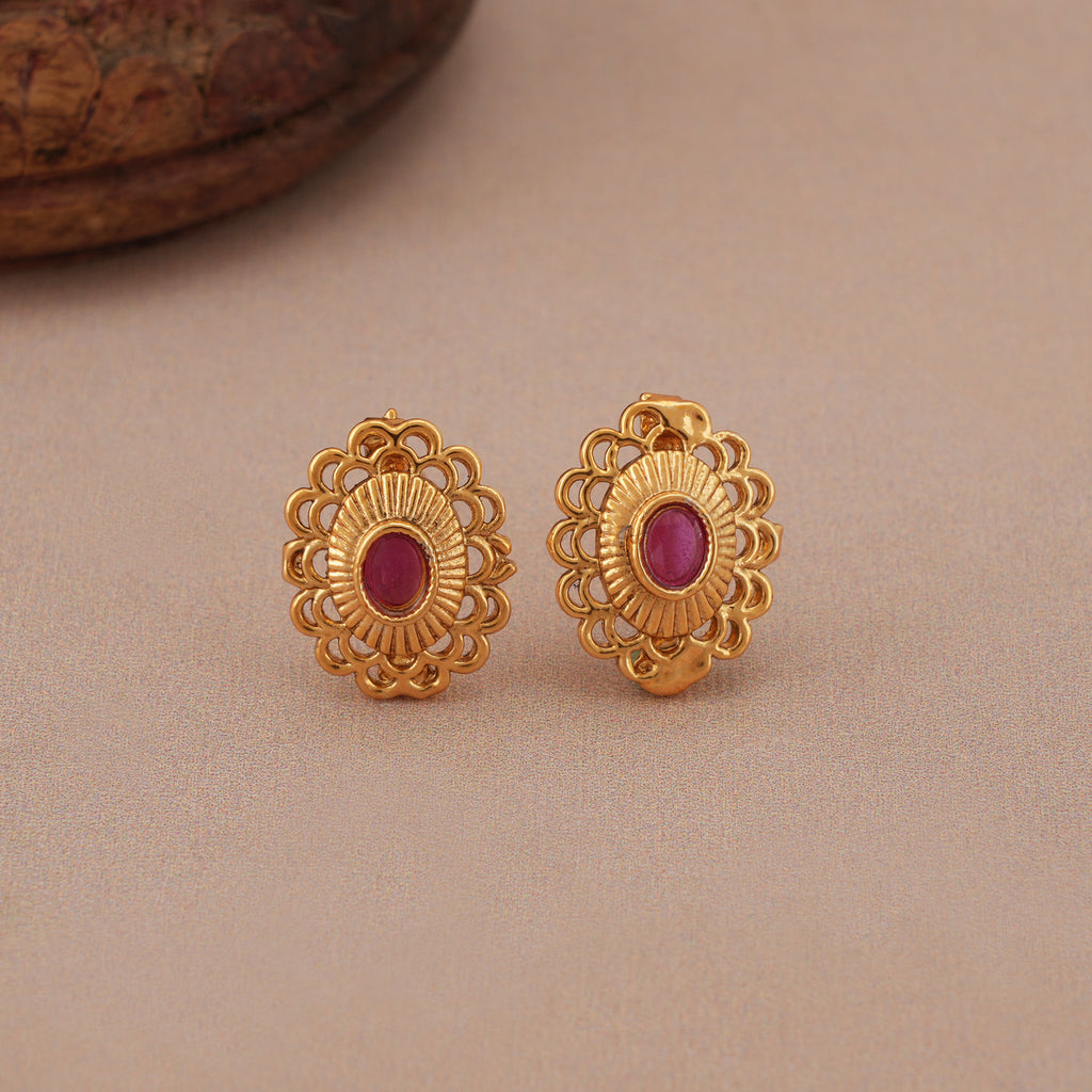 Cute oval ruby gold plated pendant set