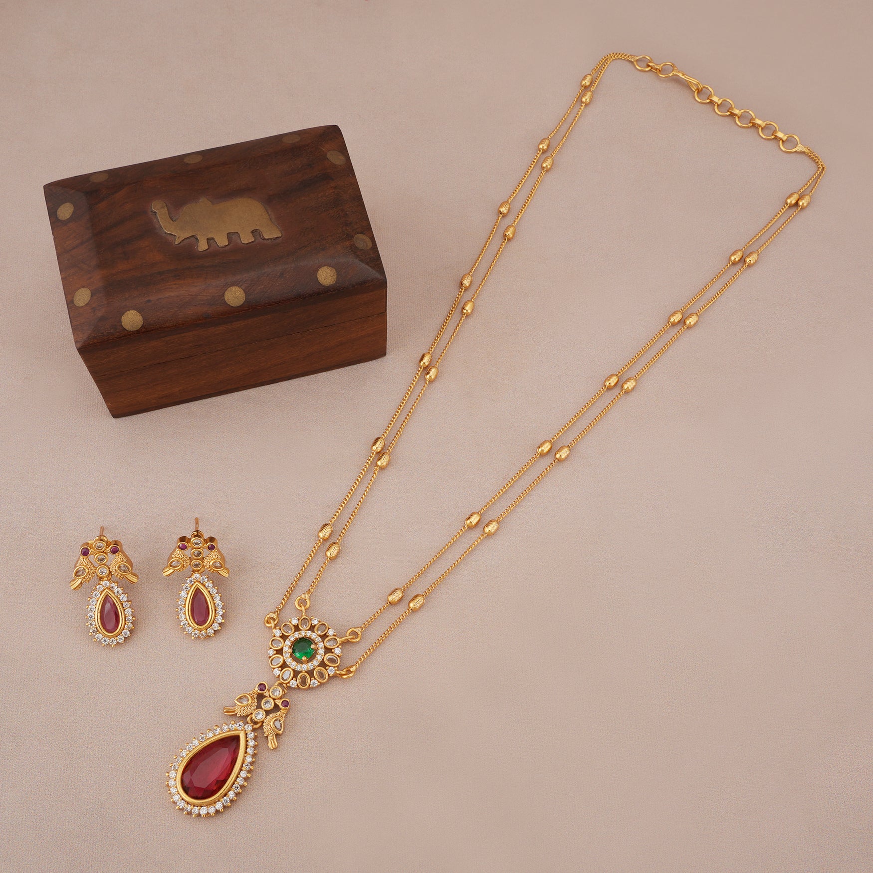 Beautiful long gold plated stone pendant set
