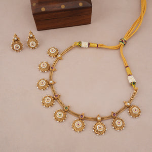 Stunning antique gold pearl necklace set