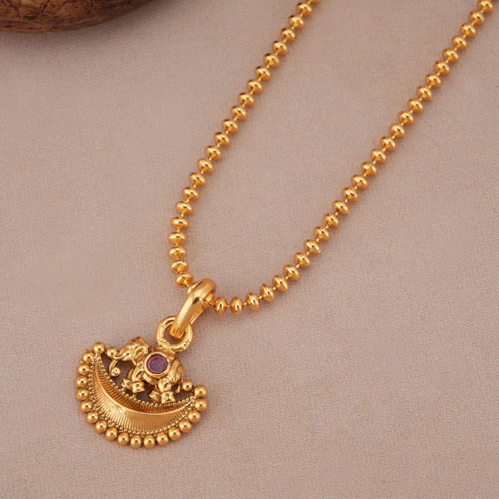 Cute elegant gold plated pendant set