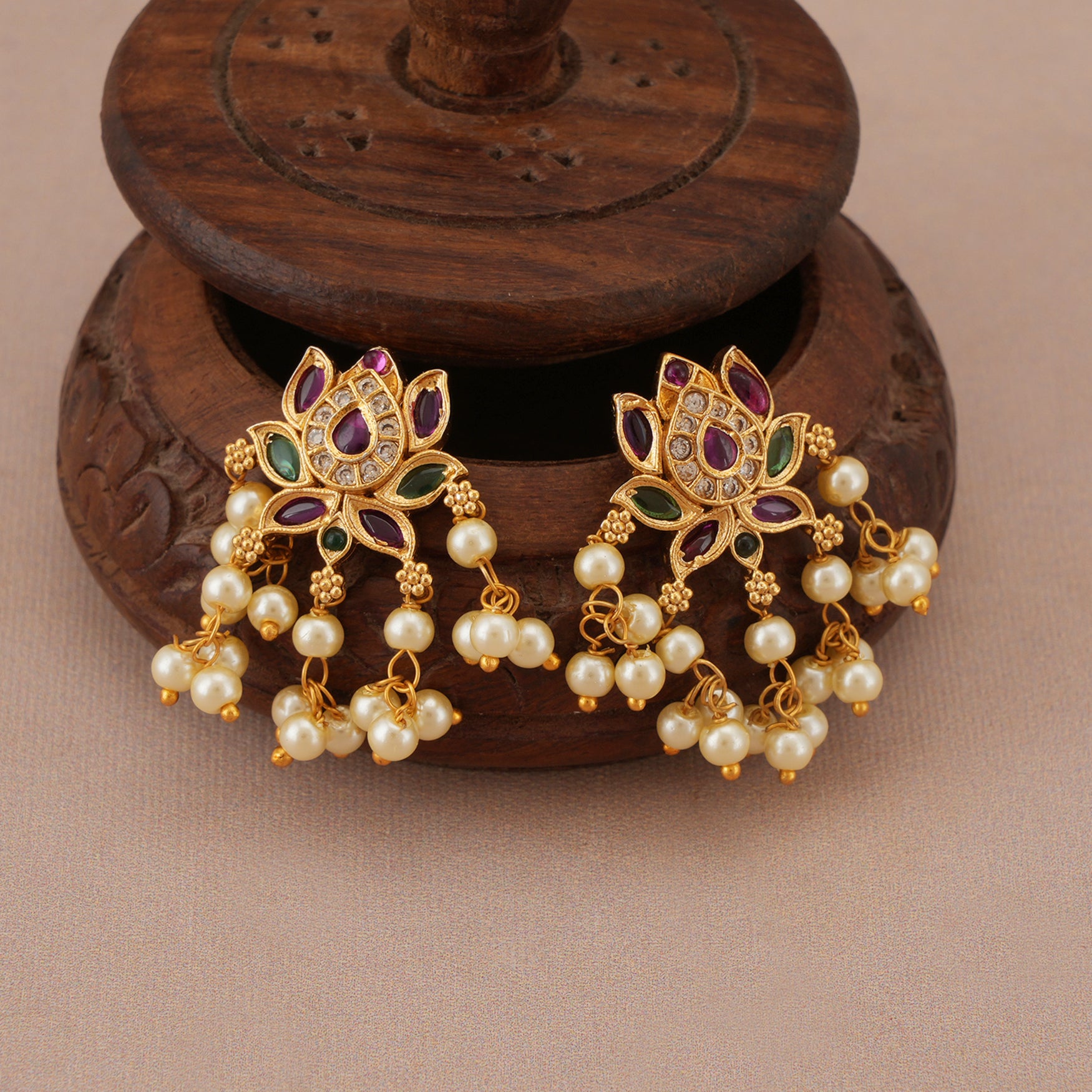 Stunning multicolor diamond stone neckalce set