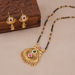 Stunning stone antique gold mangalsutra set