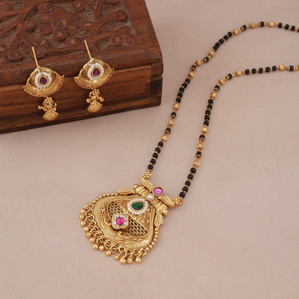 Stunning stone antique gold mangalsutra set