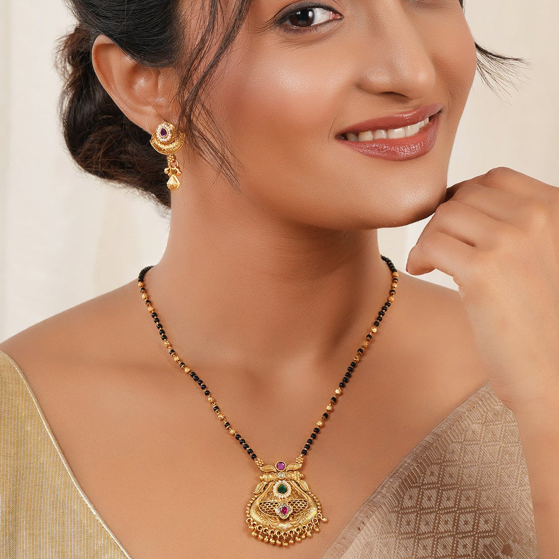 Stunning stone antique gold mangalsutra set
