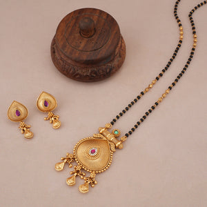 Plain antique gold stone mangalsutra set