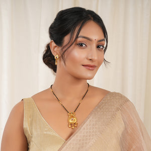 Plain antique gold stone mangalsutra set