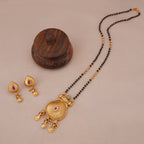 Plain antique gold stone mangalsutra set