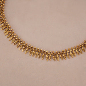 Plain antique  intricate gold  necklace set