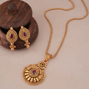 Beautiful antique gold ruby stone pendant set