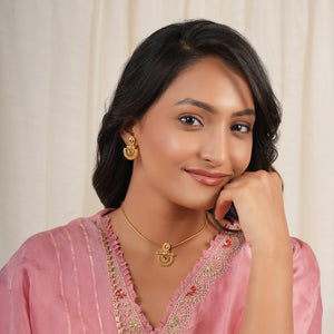 Cute elegant stone antique gold necklace set