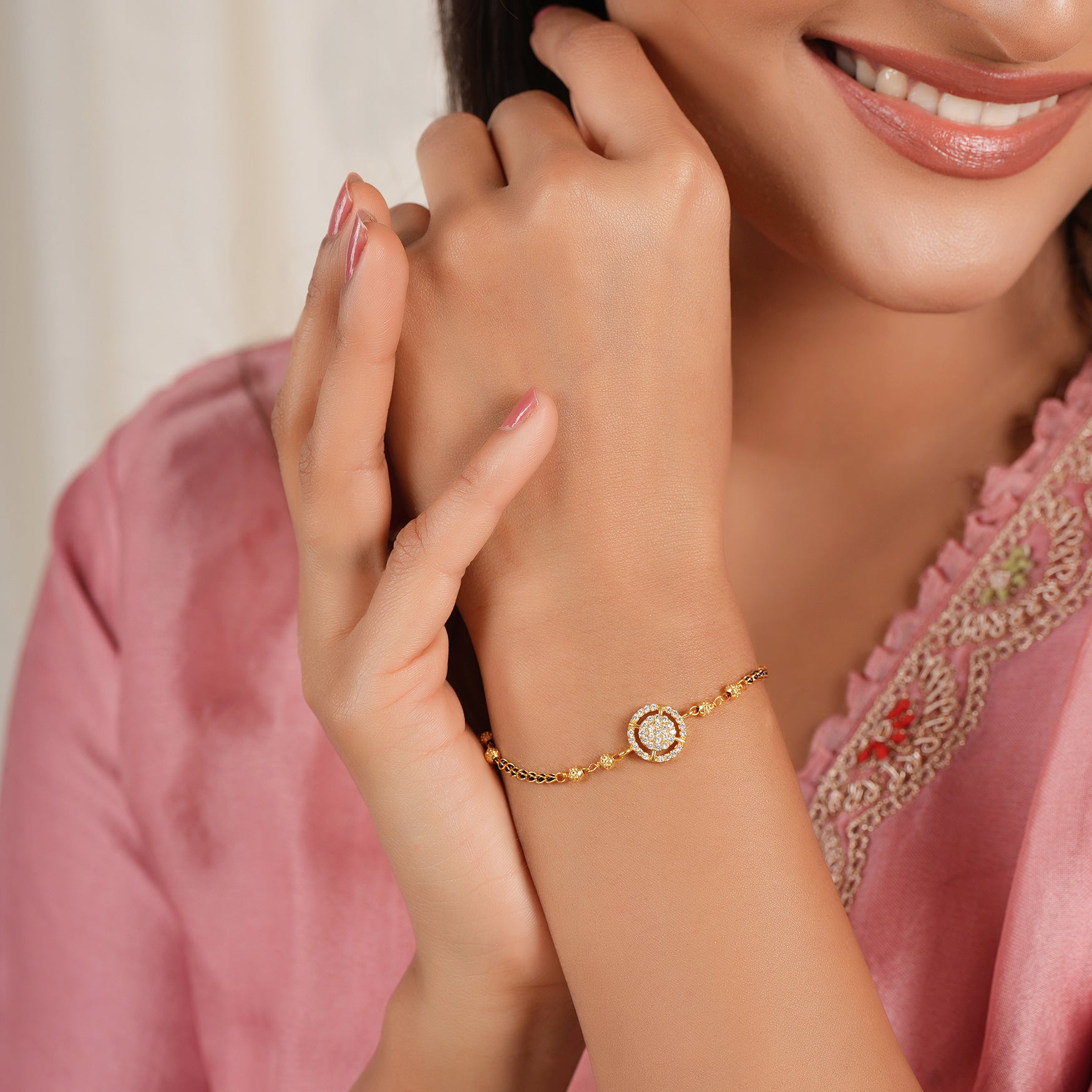 Cute elegant diamond mangalstura bracelet