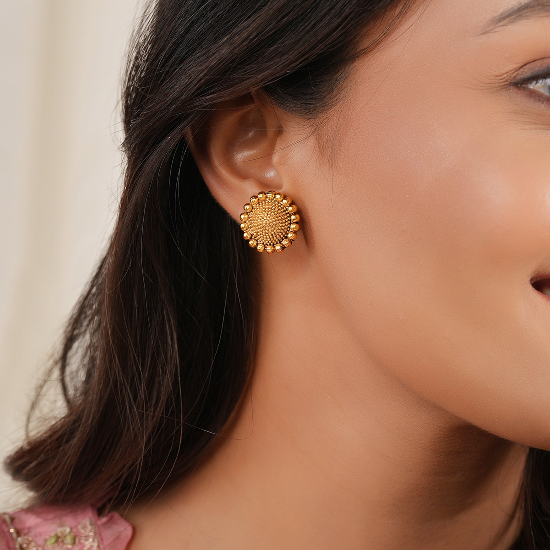 Cute plain antique gold stud