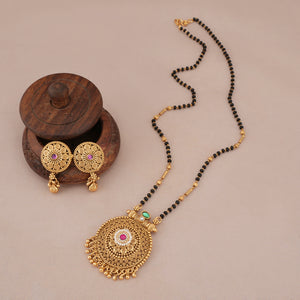 Stunning antique gold filigree stone mangalsutra set