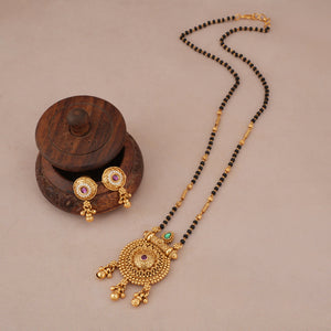 Beautiful elegant antqiue gold stone mangalsutra set