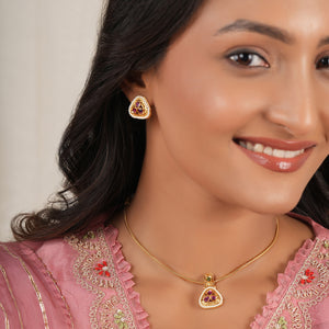 Elegant stone antique gold necklace set