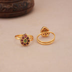 Elegant multicolor stone toe ring