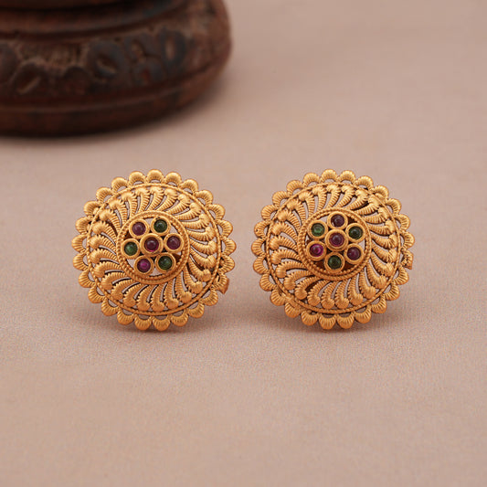 Stunning round stone stud earring