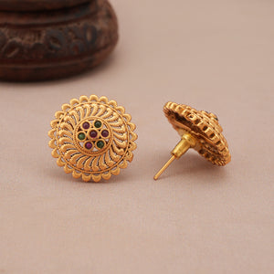 Stunning round stone stud earring