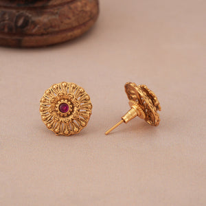 Amazing antique gold carved pendant set