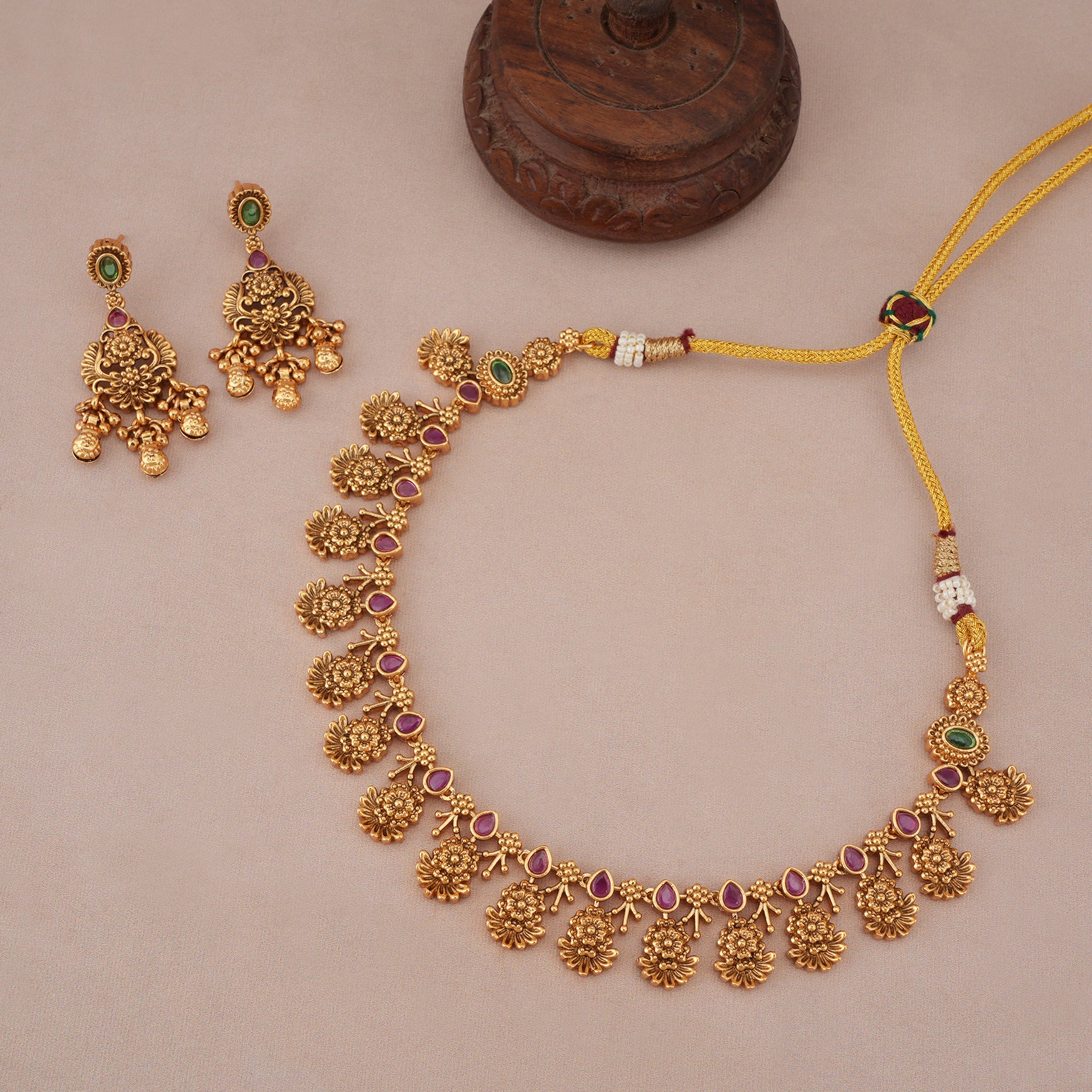 Stunning antique gold ruby floral necklace set