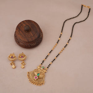 Stunning ball drop antique gold mangalsutra set