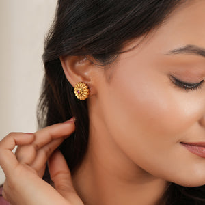 Stunning cute ruby antique gold stud