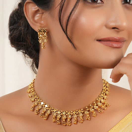 Stunning high gold necklace set